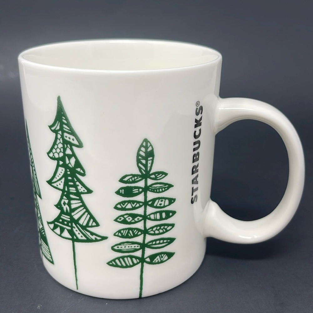 STARBUCKS: Pine Tree Holiday/Christmas Collectible Coffee Mug, 2015. 12oz